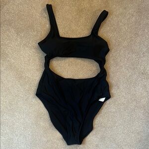 NWT Aerie cut out scoop one piece